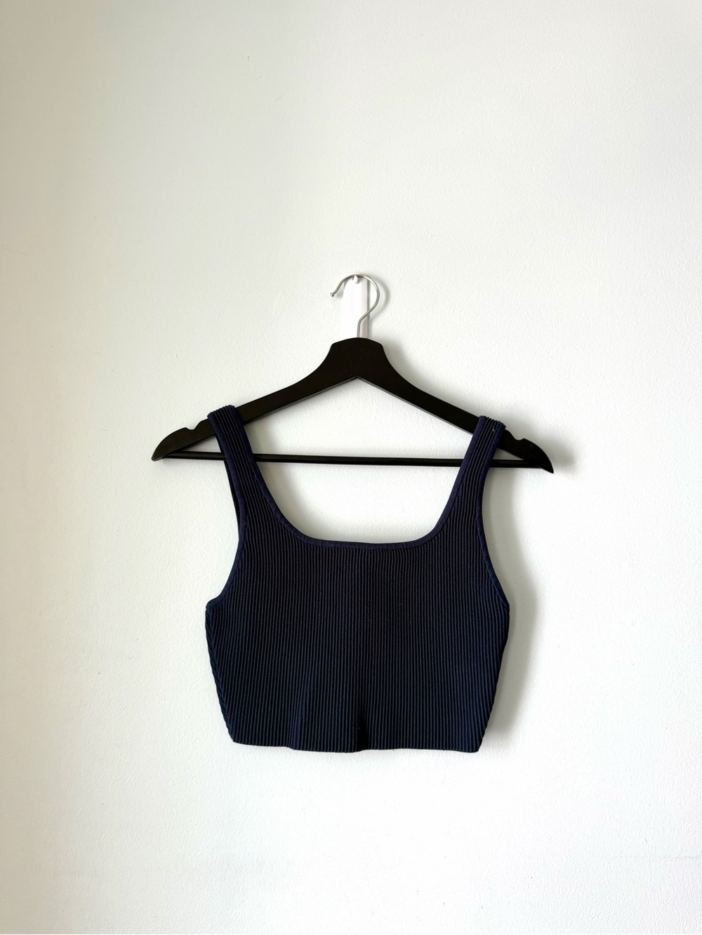 NWOT Babaton Ribbed Square-Neck Crop Tank